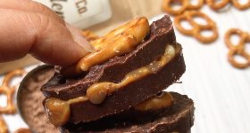 Chocolate Pretzel Salted Caramel Crunch Cups